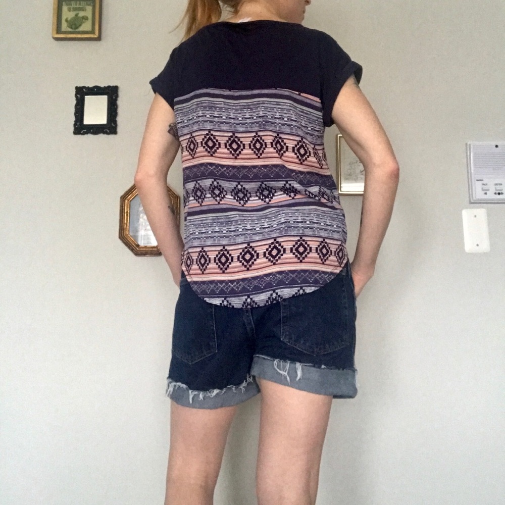 Aztec Top - Picture 4 of 7